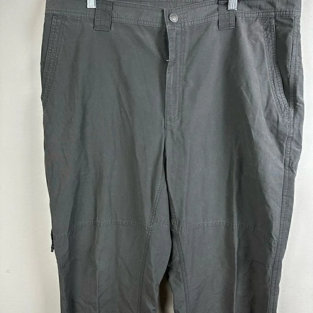 Columbia sports Omni-shield gray outdoor men’s cargo pants size 40